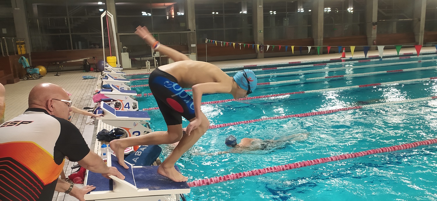 Presencia navarra en la concentración de tecnificación de natación adaptada, organizada por la FEDDF en el CAR de Madrid